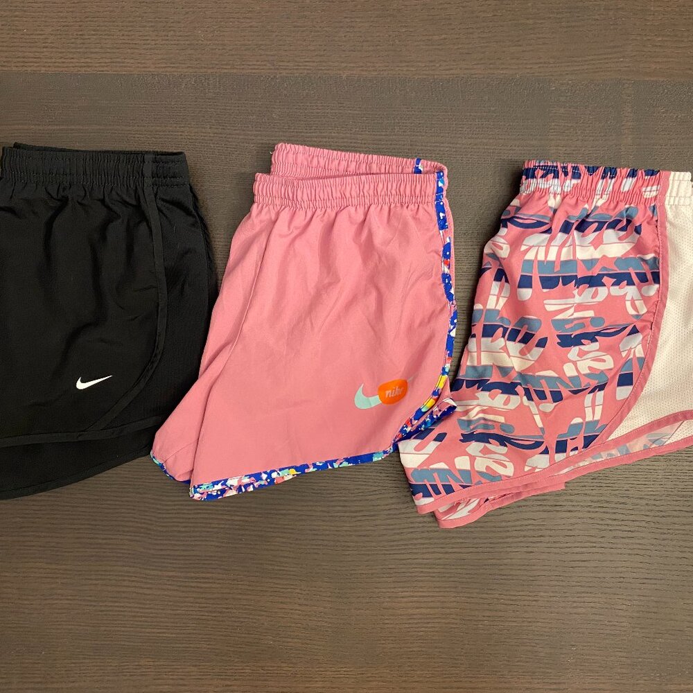 Girls Nike Athletic Shorts Bundle - Size Medium
